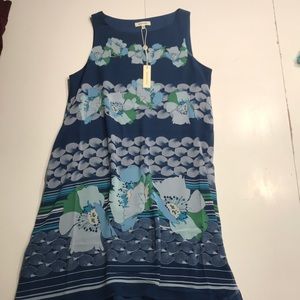 Size small NWT blue floral sleeveless dress